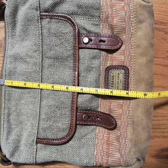 Fossil shoulder bag, size 12"x"11" - Picture 4 of 16